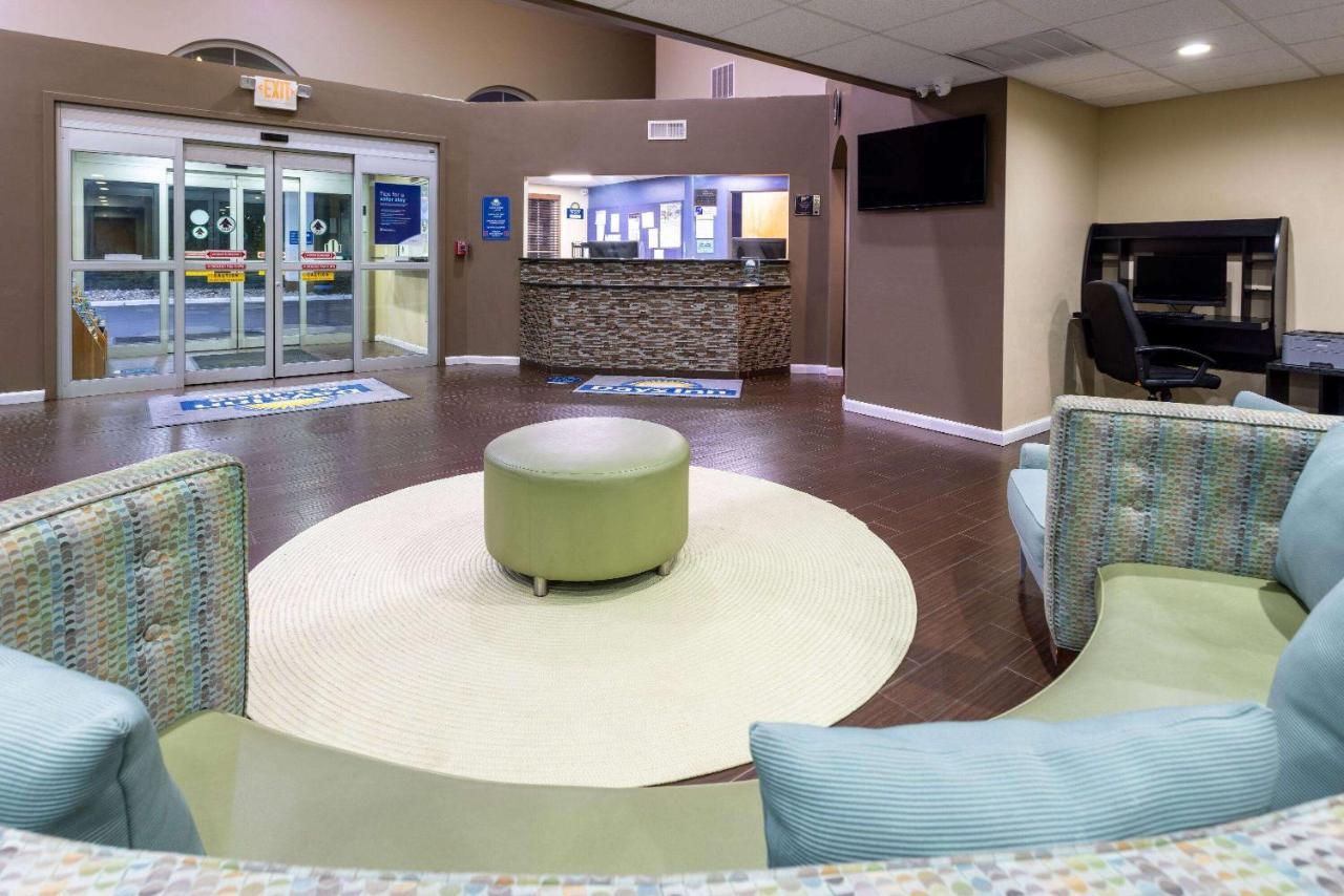 Days Inn & Suites By Wyndham Cherry Hill - Philadelphia Extérieur photo