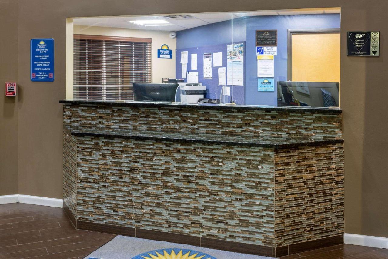 Days Inn & Suites By Wyndham Cherry Hill - Philadelphia Extérieur photo