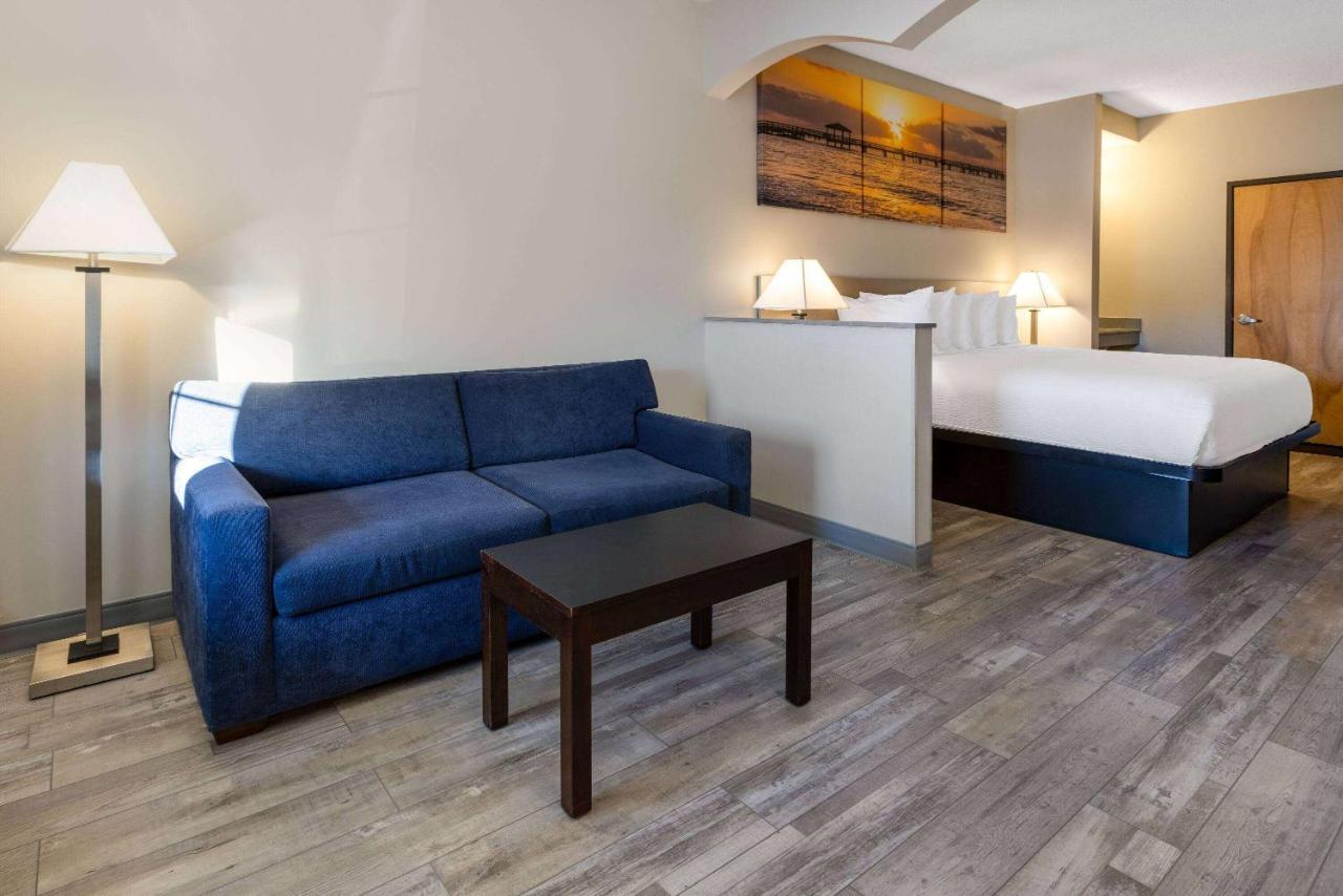 Days Inn & Suites By Wyndham Cherry Hill - Philadelphia Extérieur photo