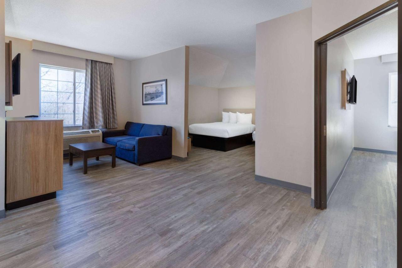 Days Inn & Suites By Wyndham Cherry Hill - Philadelphia Extérieur photo