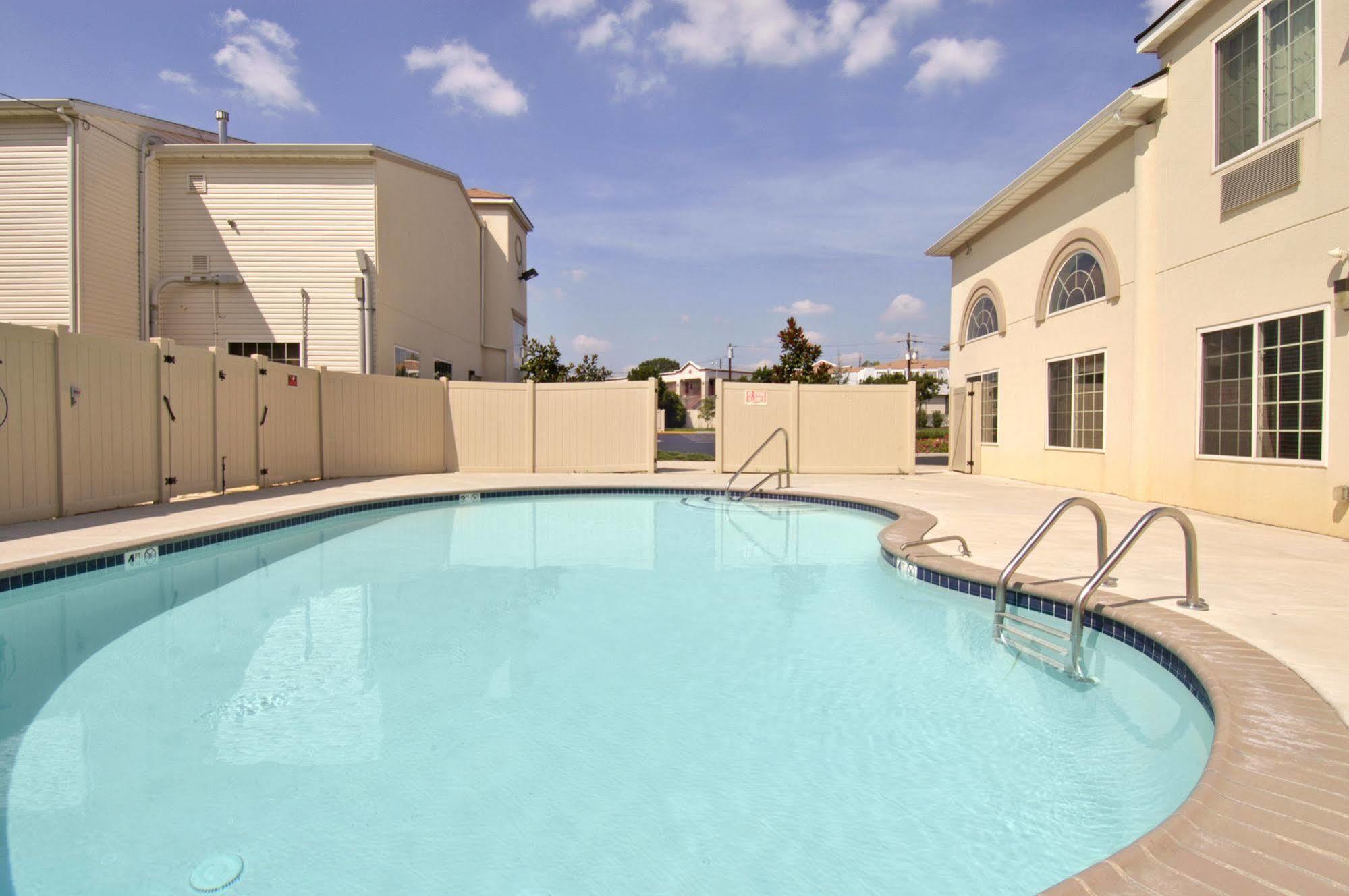 Days Inn & Suites By Wyndham Cherry Hill - Philadelphia Facilités photo